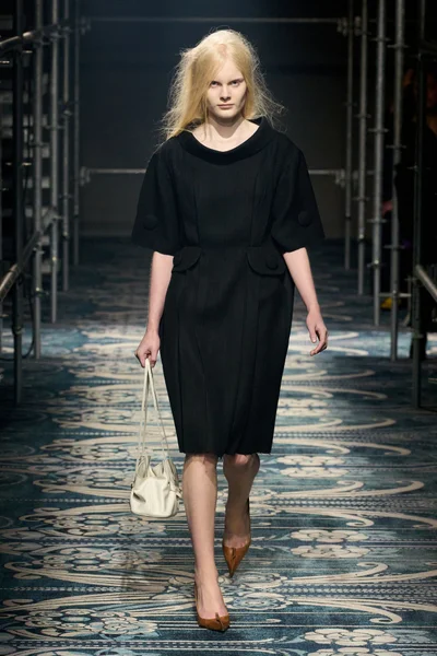 Look 2